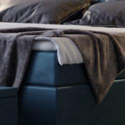 Luxusná dizajnová a čalúnená posteľ Chain | Ferreti